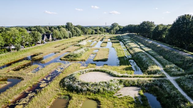De Turfweide by OMGEVING