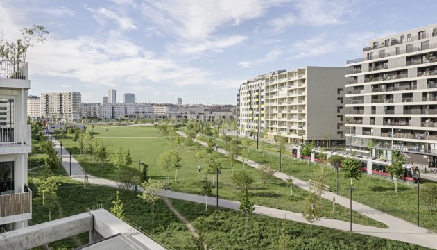 Helmut-Zilk-Park by Uniola